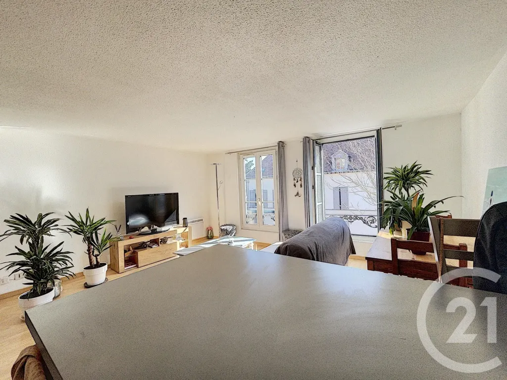 Séjour - Appartement F2 Meublé au Bouchon Troyen