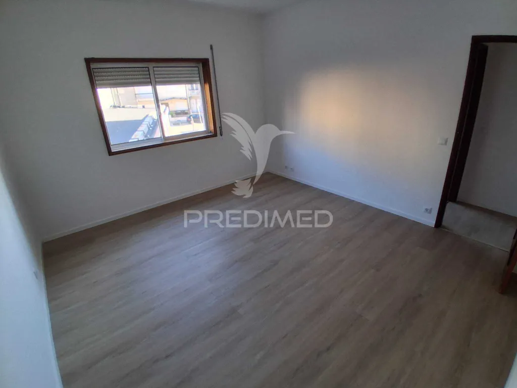 Toad - T2 Apartment with Metro Access in Baguim do Monte