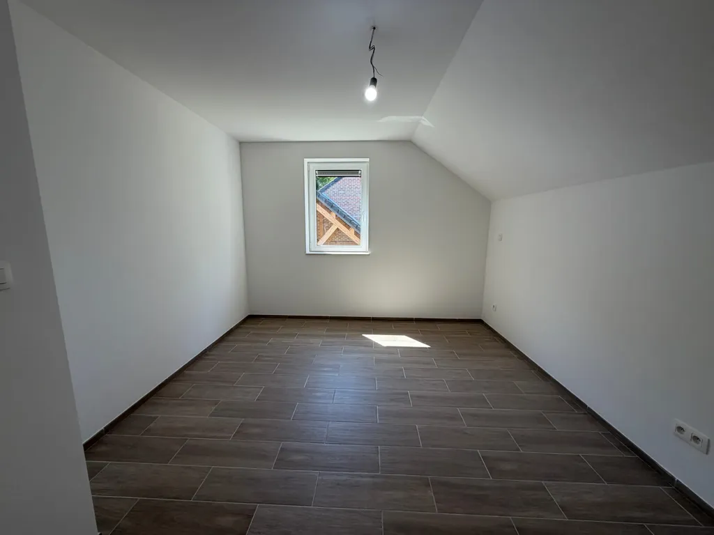 Pièces - Maison 4 Façades avec Terrasse à Dion, Beauraing