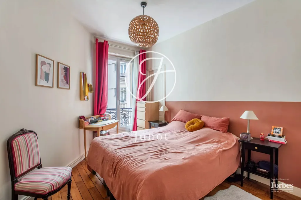 Chambres - Appartement Charmant 3/4 Pièces avec Parquet à Paris 17ème