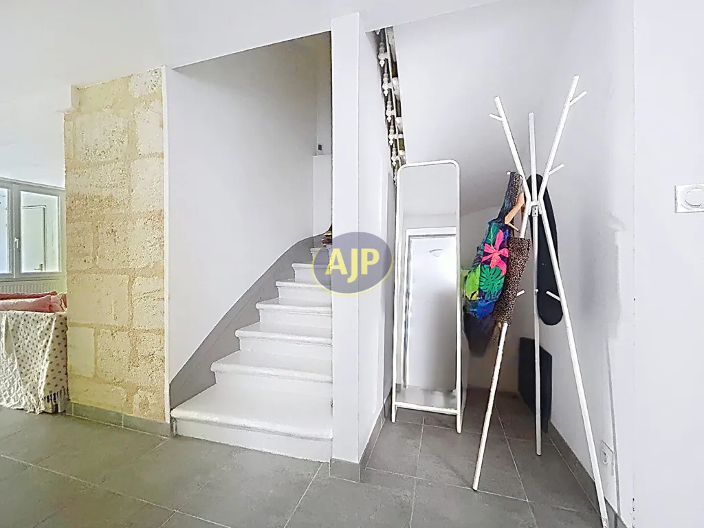 Ingresso - Renovated 3-Bed Flat with Garden in Bordeaux