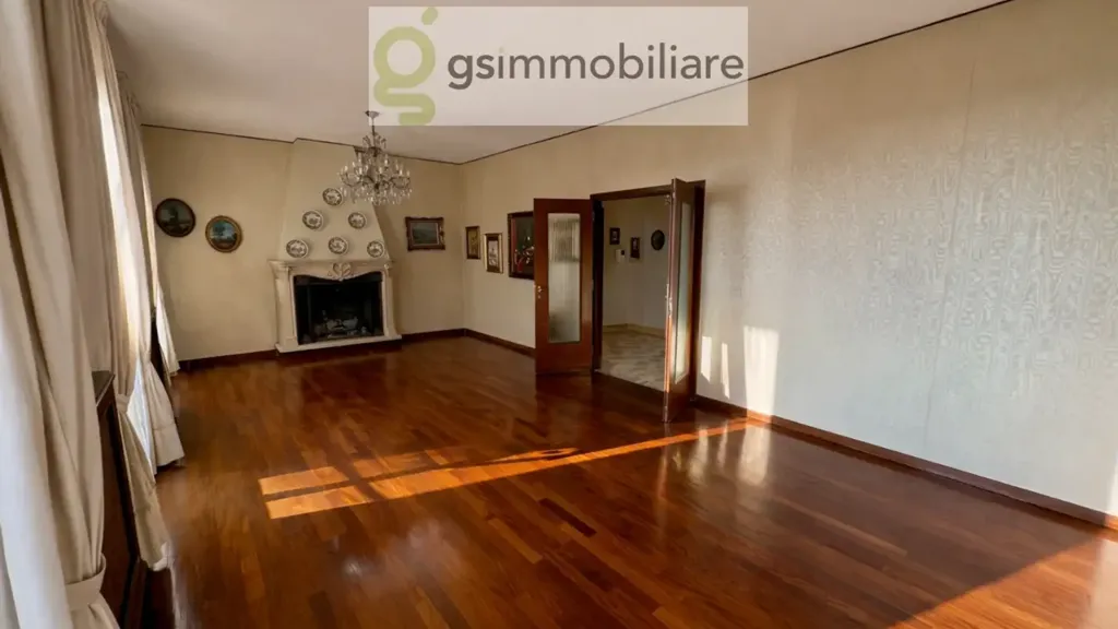 Living Room - Spacious Penthouse with Triple Exposure in Brescia
