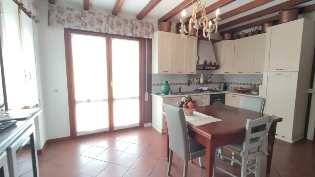 Söögituba - Villa with Panoramic View in Valdobbiadene