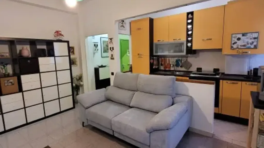 Séjour - Rusticated Two-Bedroom Apartment in Quinto Romano, Milan