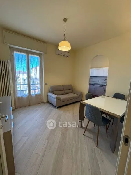 Elutuba - Fully Renovated Flat with Balcony in Novi Ligure Centre