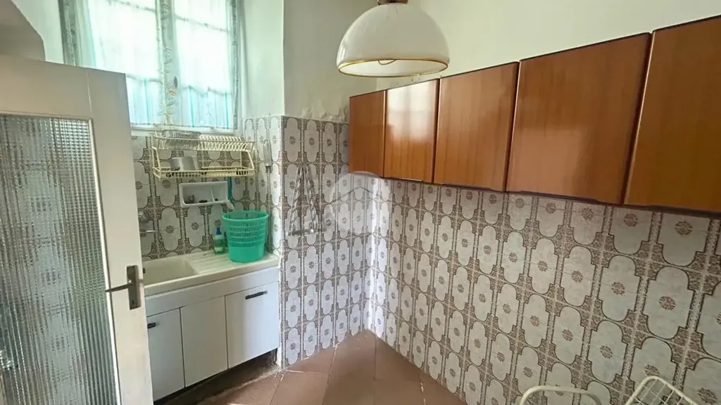 Kitchen - Independent House with Panoramic View in Vigolo