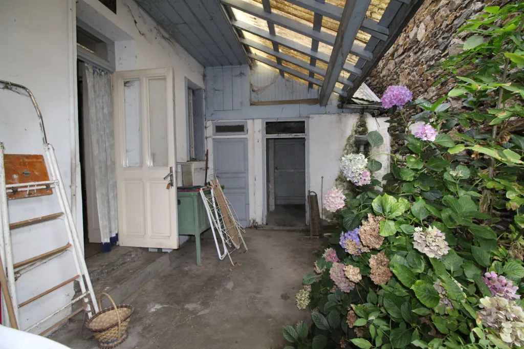 Aed - Ancient House to Renovate near Luchon