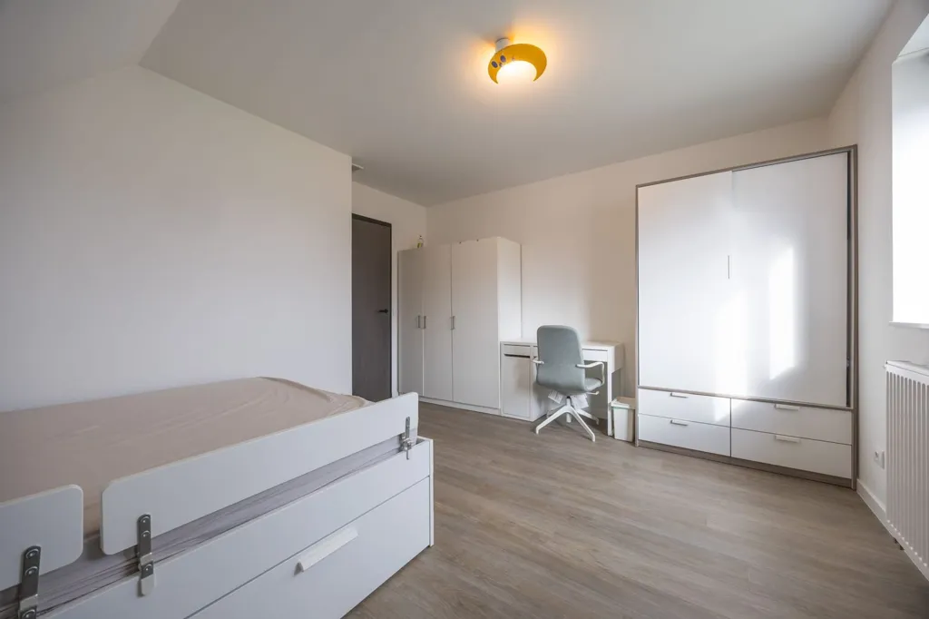 Magamistoad - Modern Villa with Solar Panels in Bredene