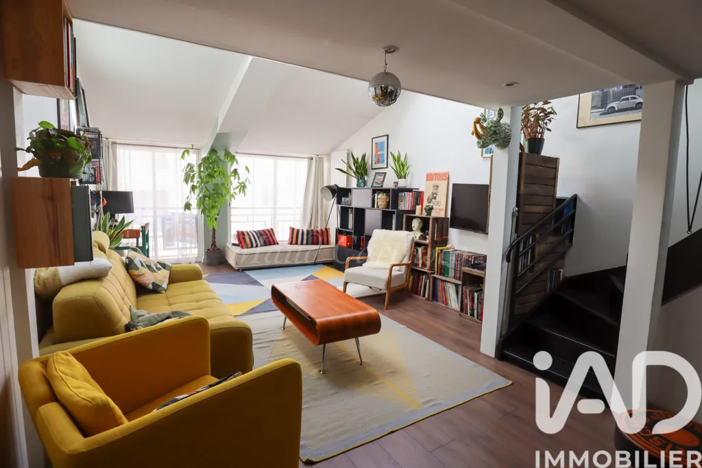 Séjour - Duplex Lumineux dans Ancien Bâtiment à Montrouge