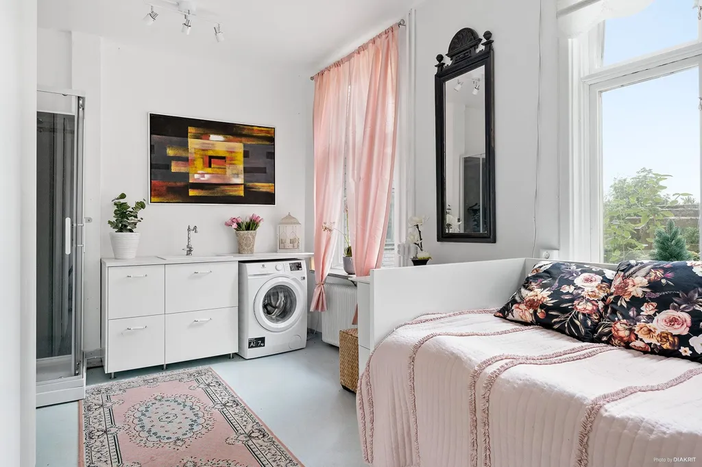 Bedrooms - Historic Manor with River View in Blekinge