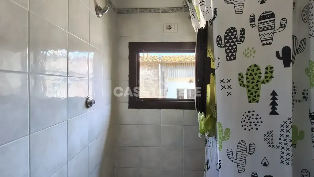 Salles de bain - Bright 2-Bedroom Apartment in Viterbo
