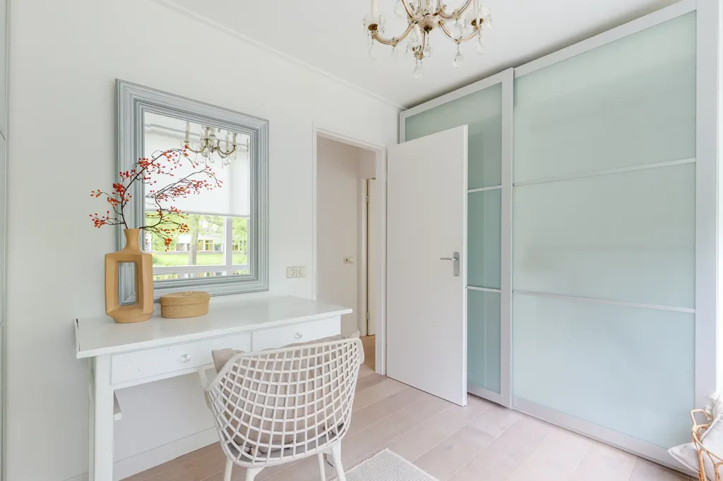 Toad - Villa with Polder View in Bergen