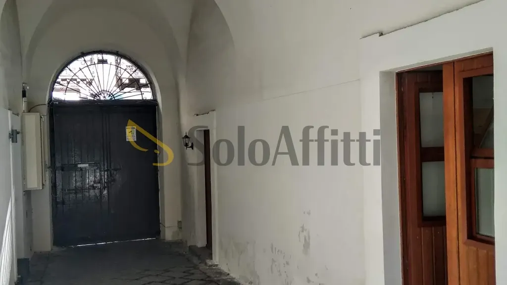 Entrée - Fully Furnished Duplex in Catania's Historic Centre