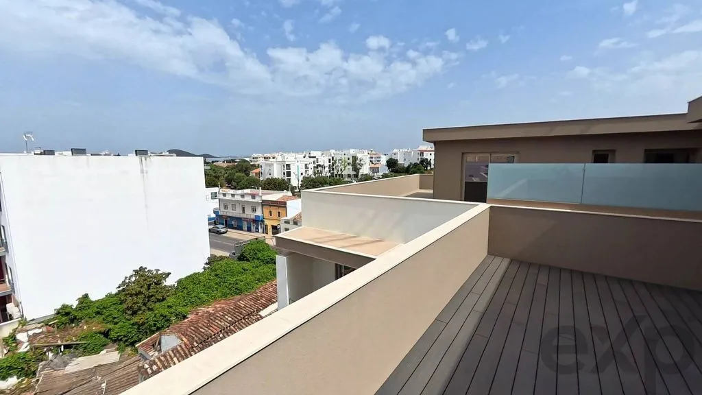 Rõdu - Luxury Flat with City View in Almancil