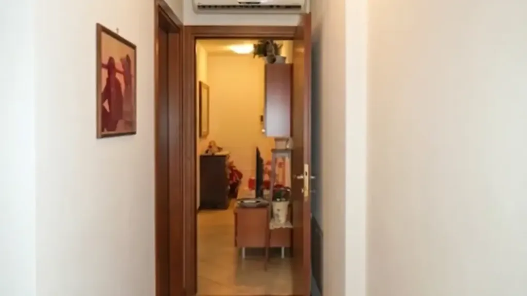 Recibidor - Modern Apartment with Solar Panels in San Bonifacio