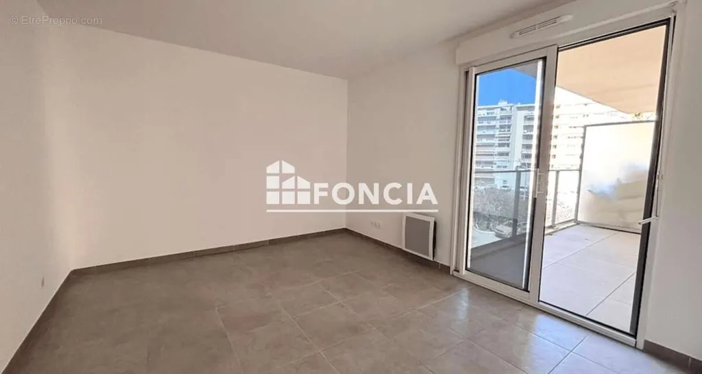 Magamistoad - Modern Flat with Terrace in Nice East
