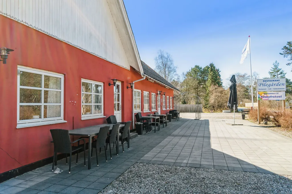 Exterior - Restaurant with Sea View in Ellinge Lyng