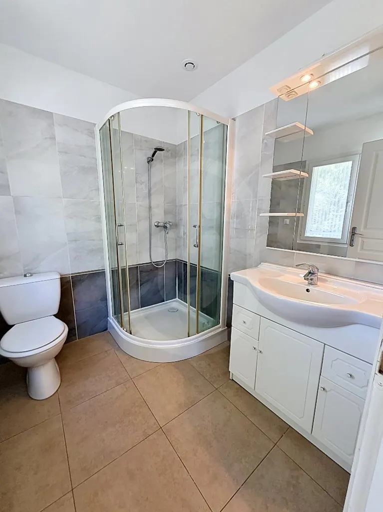 Vannitoad - T2 Apartment with Balcony in Le Cres