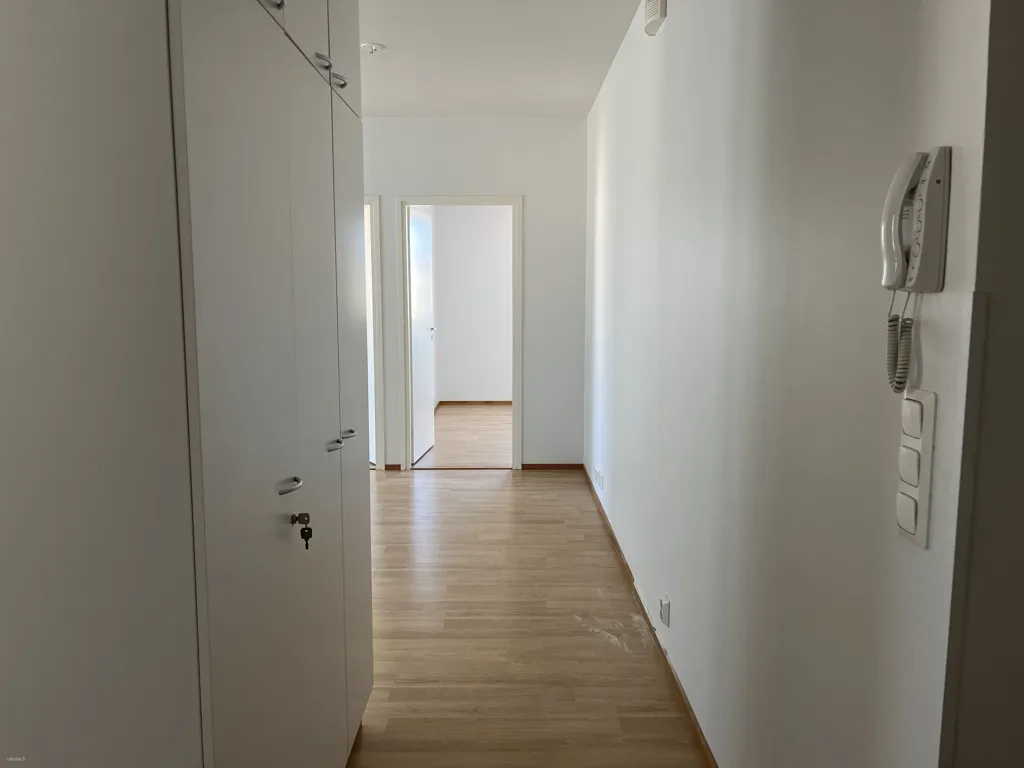 Entrée - Apartment with Balcony in Pori Centre