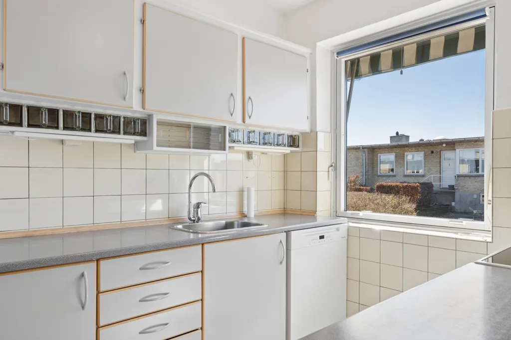 Köök - Charming Terraced House with Garden in Brede