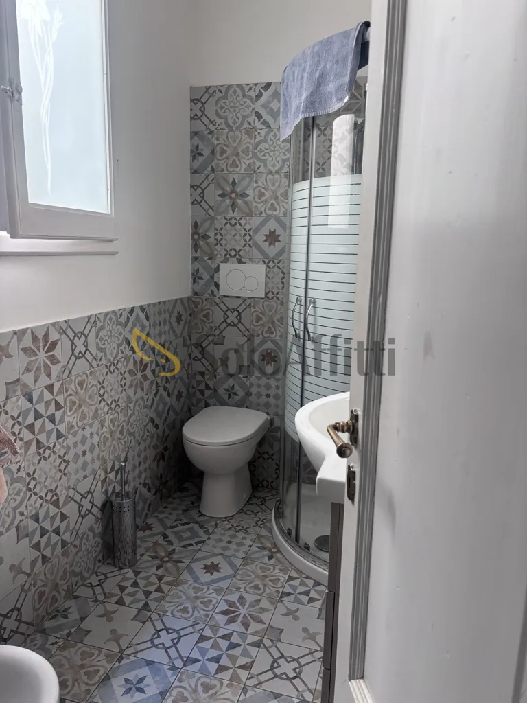 Salles de bain - Shared Apartment with Balcony in Florence