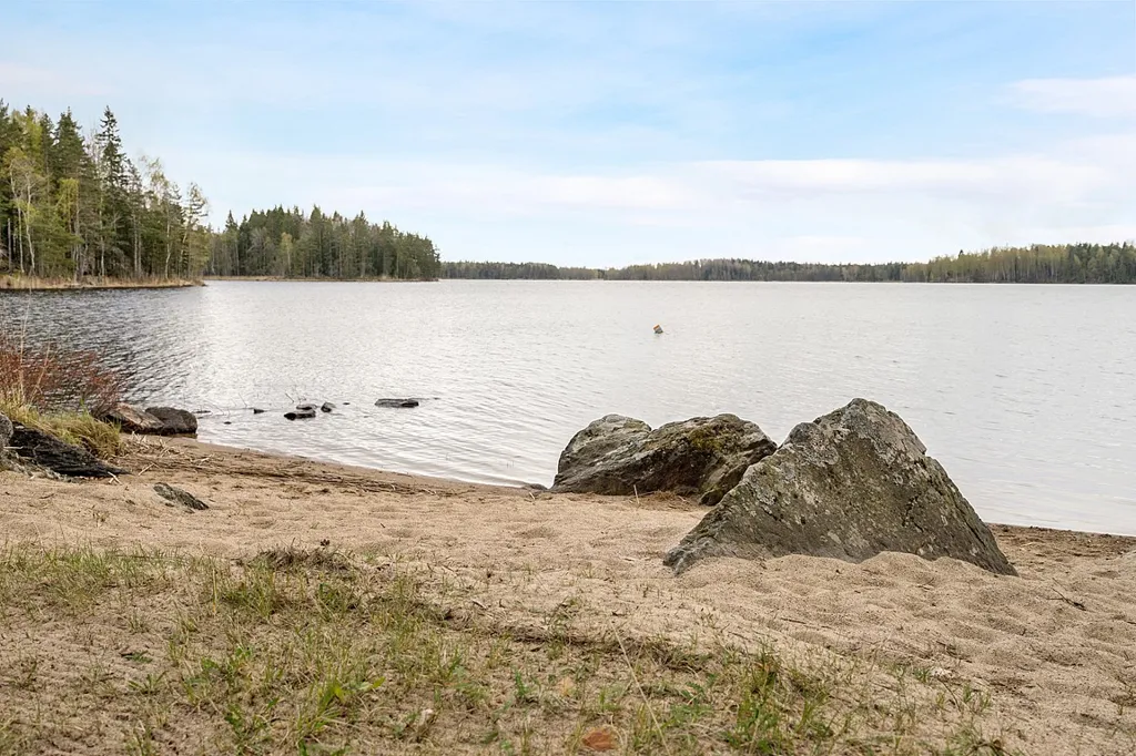 Giardino - Cottage with Lake Access in Örstorp