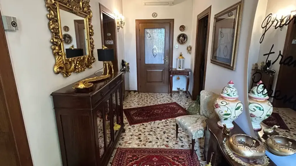 Esik - Villa with Private Garden in Adria