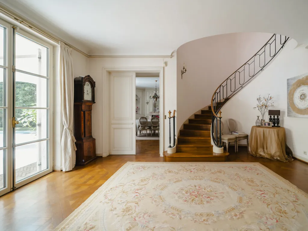 Elutuba - Classic Villa with Pool in Kraainem