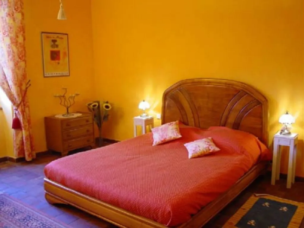 Chambres - Mas du 18e avec 6 Appartements et Piscine à Alès