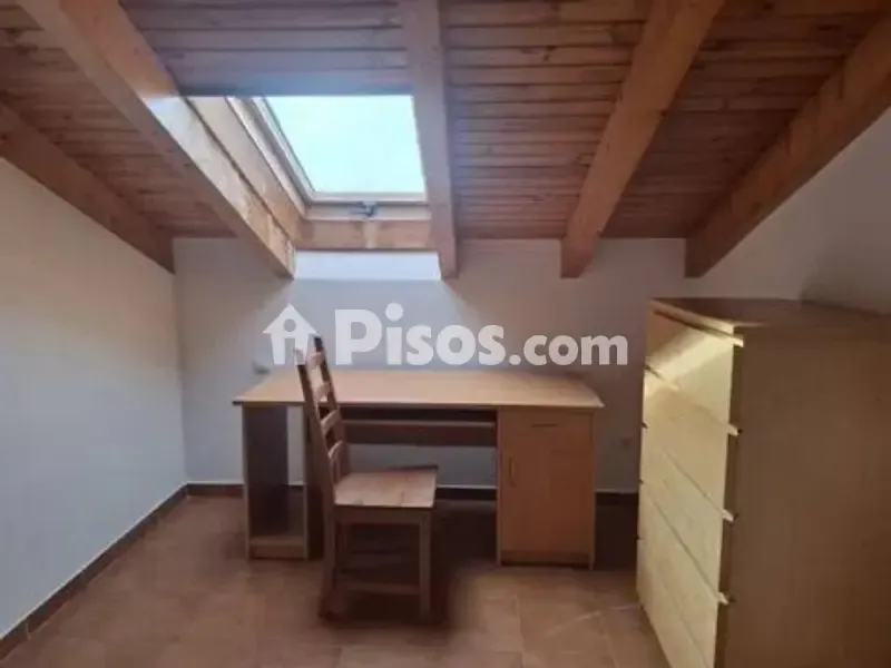 Pièces - Duplex with Balcony in El Molar