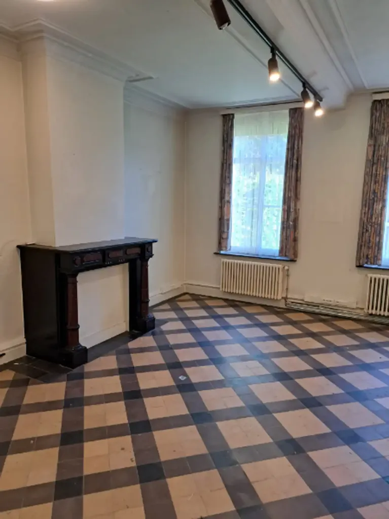 Soggiorno - Historic Pastorate with Potential in Town Centre
