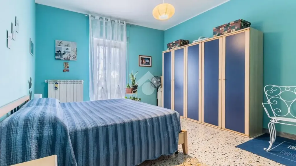 Magamistoad - Rearranged Apartment with Balcony in Sutri