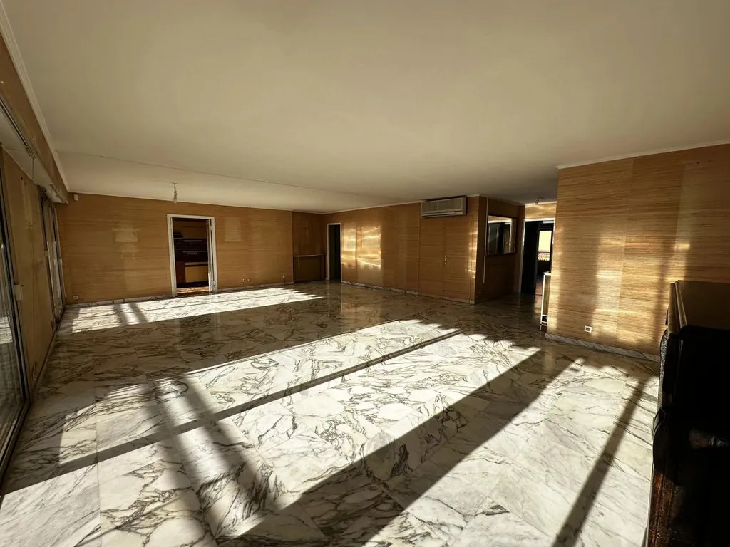 Séjour - Appartement Luxueux avec Piscine à Nice Rimez