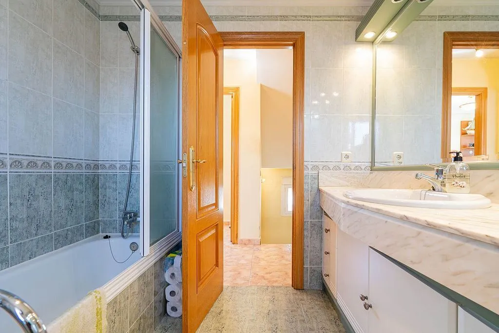 Bagni - Detached Chalet with Garden in Valdebebas