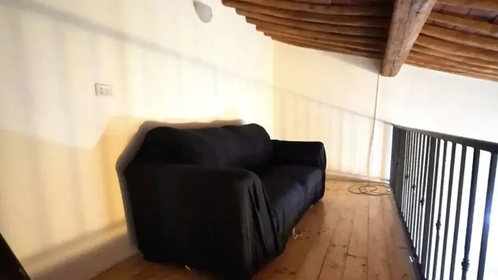 Pièces - Two-Bedroom Apartment with Soppalco in Lastra a Signa