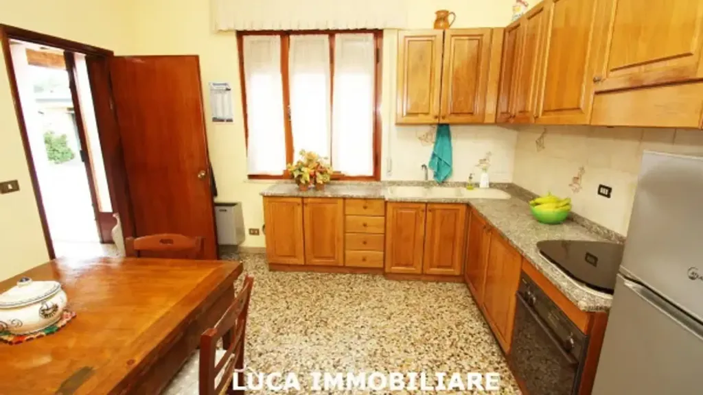 Köök - Terraced House with Garden in Altopascio