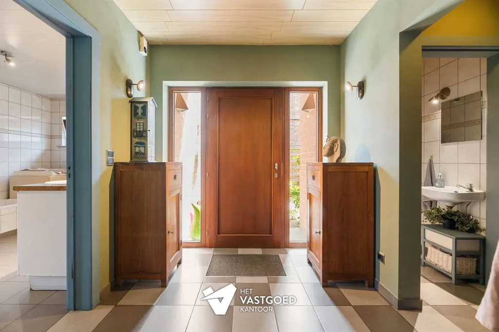 Entrée - Maison avec Atelier sur Terrain de 1372m² à Balen