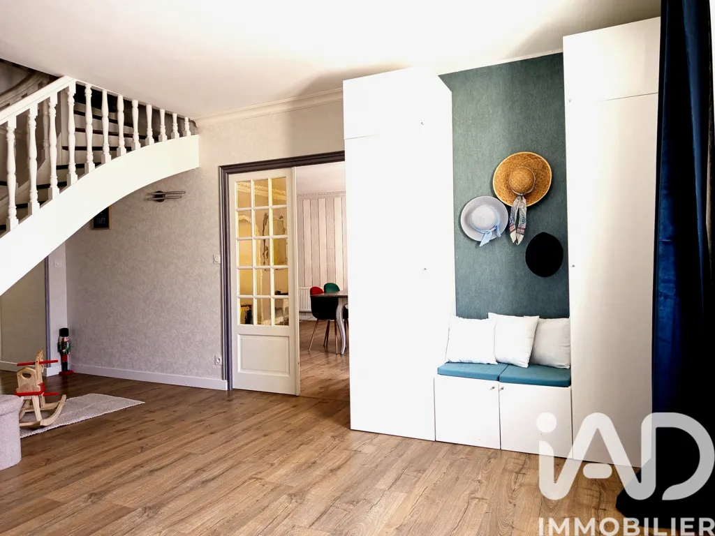 Elutuba - Charming House with Garden in Hédé-Bazouges