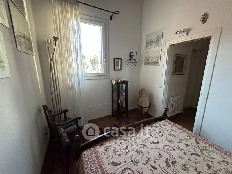 Magamistoad - Bifamiliar Villa with Garden in Adria Centre