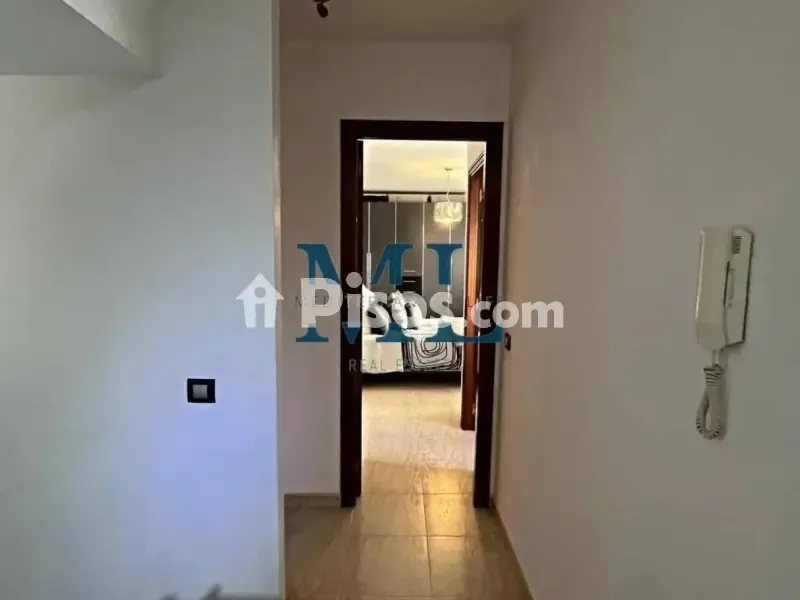 Esik - Corner Semi-detached House with Terrace in Sant Pere de Ribes