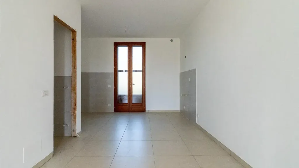 Entrée - Rearranged Apartment with Garden in Petrazzi