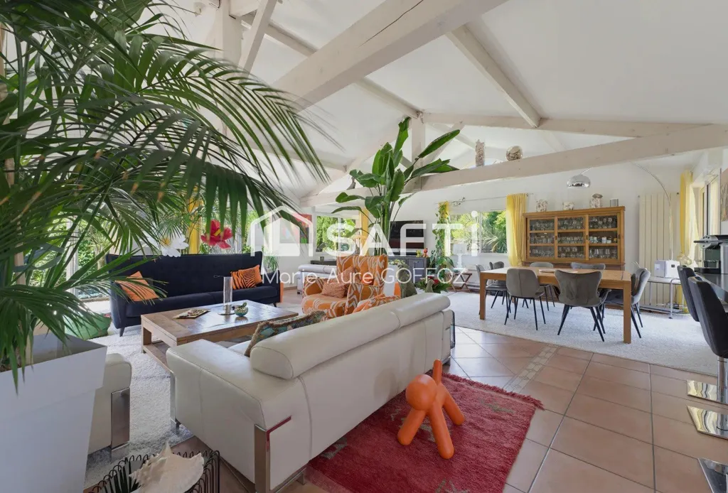 Séjour - Villa avec Piscine à Martignas-sur-Jalle