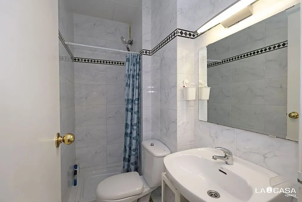 Salles de bain - Triplex Penthouse with Private Solárium in Santa Eulàlia