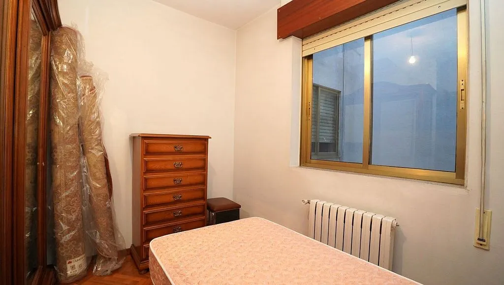 Chambres - Apartment with Balcony in Paradai