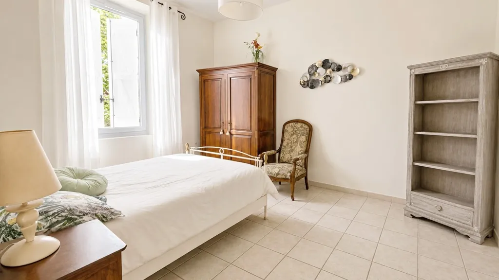 Chambres - Maison de Ville avec Véranda à Miramas