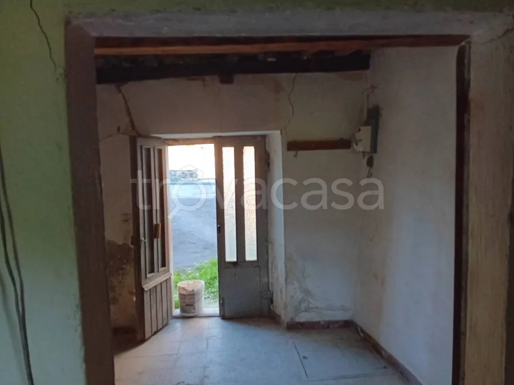 Esik - Rustic Property with Panoramic Views in Monte Cerignone
