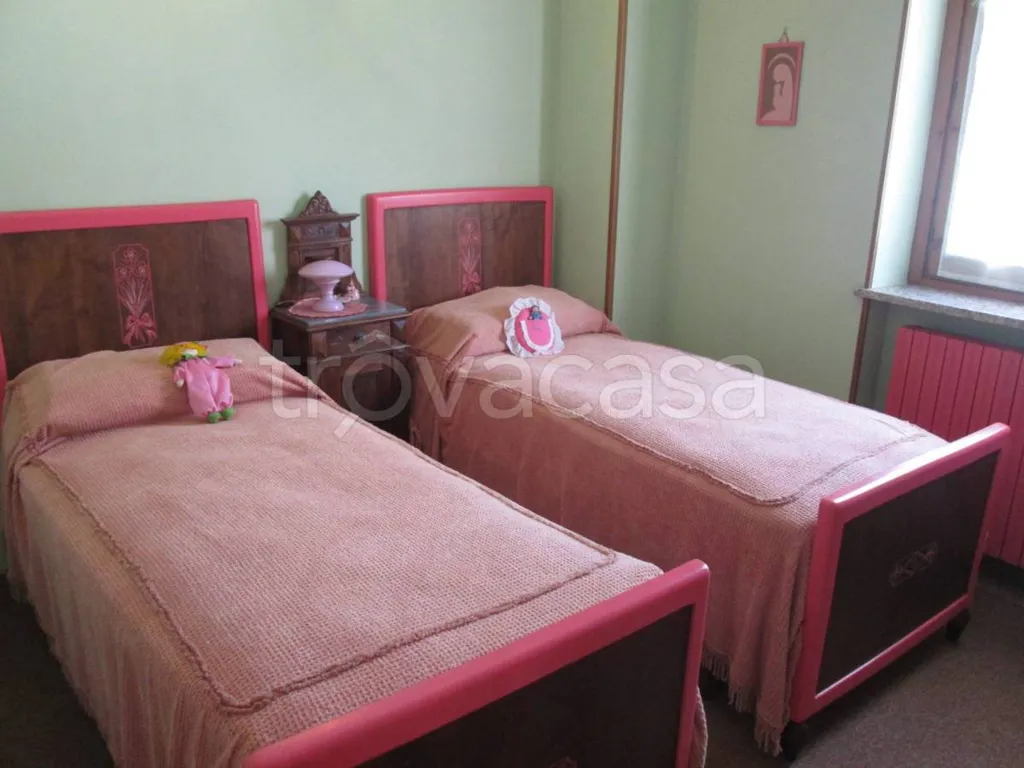 Magamistoad - Detached House with Garden in Demonte