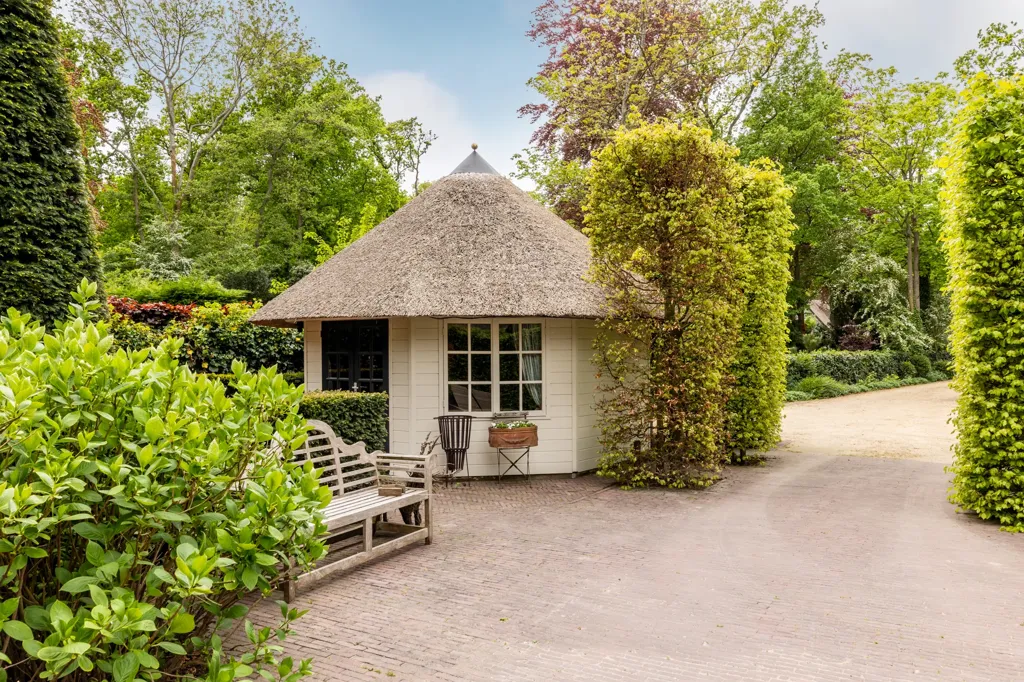 Jardin - Luxury Villa with Jacuzzi in Oostvoorne