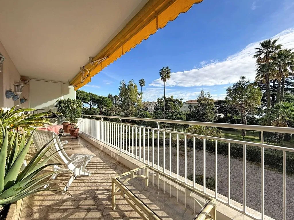 Rõdu - Luxury Flat with Terrace in Cannes