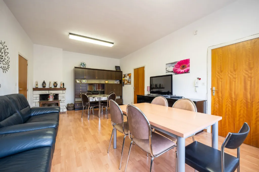 Dining Room - Ground Floor Apartment with Commercial Space in Roeselare